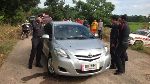 รัว M16 ถล่มรถญาติ อดีต ส.ส.ปชป. เจ็บ 2 เด็กสาหัส 1