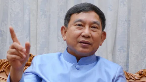 "ประจิน" สั่งยึดเกณฑ์รอบ 3 ประเมิน ร.ร. สมศ.รุกทบทวนทันวัดผล ม.ค.59