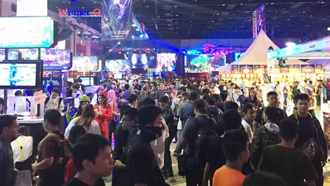 มันปังมาก!  มหกรรมเกม THAILAND GAME SHOW BIG FESTIVAL 2015 วันแรกคนทะลักฮอลล์