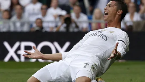 มากันครบ! 'ฟีฟ่า' กางโผ 23 แข้งชิง 'บัลลงดอร์'