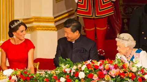 ตะลึงงัน! ประมวลภาพ เจ้าหญิงเคทสุดสวย เสด็จงานเลี้ยงต้อนรับผู้นำจีน