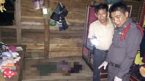 หนุ่มใหญ่ง้อเมียสาวไม่สำเร็จ คว้าปืนยิงดับ ถูกแม่ยายคว้ามีดฟันตายตาม