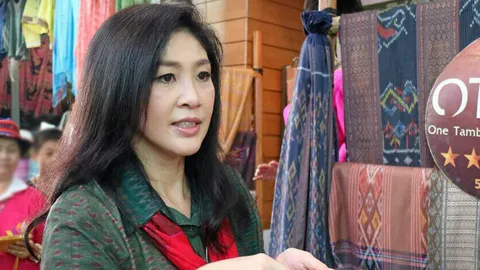 ปูปรี๊ดแตก-ทหารตาม ประกบถ่ายรูปทุกฝีก้าว ขณะทัวร์บุญหนองคาย