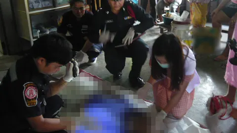 หนุ่มติดสุรา หลอนกลัวคนตามฆ่า! ใช้เชือกผูกคอดับ