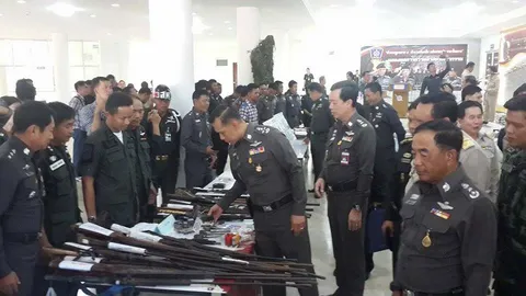 'ปืน-ระเบิด-ยา' เพียบ!! ตร.ภาค 4 กวาดล้างอาชญากรรม ก่อนออกพรรษา 