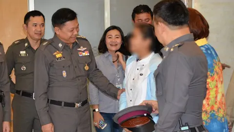 เยียวยา3ส่วน น้องวาวออกรพ.  คุยร่าเริงไม่กลัวตร. ส่งหัวกระสุนพิสูจน์