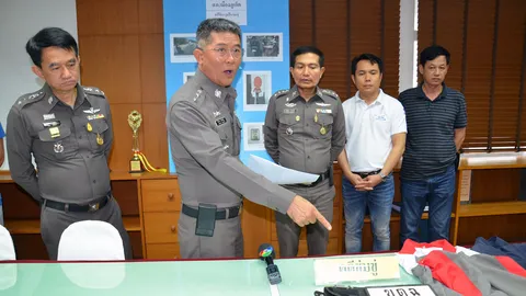 รวบแล้ว 2 โจ๋ภูเก็ต คลิปดังโซเชียล ชักปืนขู่คนขับรถตู้ 