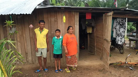 วอนช่วยเหลือ3ชีวิต อยู่กระต๊อบริมฝาย