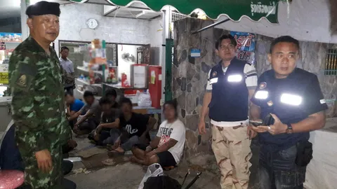 สาวใหญ่อุบลฯ ร้องทหาร ถูกเจ้าหนี้เงินกู้ขู่เอาชีวิต จนท.ซุ่มรวบ 11 ราย