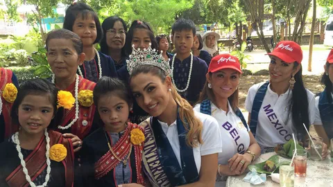 คณะมิสควีนตะลึง ศิลปะ “บ้านเชียง”