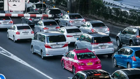 จราจร รับเปิดเทอมวันแรก รถหนาแน่น ติดขัดหลายเส้นทาง 