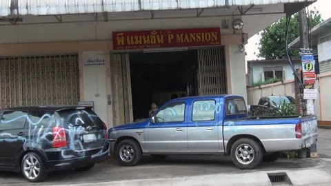 ใจร้ายมาก! พ่นรถอดีตผอ.กต.เละ2คัน แถมวางเรือใบ ฉีดสีใส่วงจรปิด 