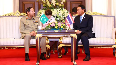 'ผบ.สส. ปากีสถาน' เข้าเยี่ยมคำนับ 'บิ๊กป้อม' กระชับความสัมพันธ์