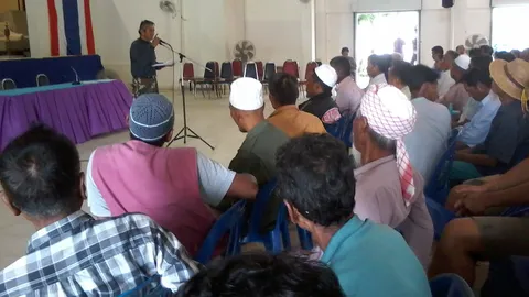 ประมงปากพะยูน ยื่น 5 ข้อเยียวยาจัดระเบียบ ร้องนอภ. โวย จนท.พูดแรง