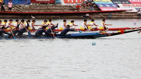 ‘จักรนารายณ์’ ซิวแชมป์ 40 ฝีพายทั่วไป ศึกยอดฝีพายไทยรัฐ เมืองพิมาย