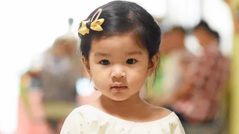 น้องมะลิ ลูกไม้ไม่ไกลต้นของ พ่อปอ