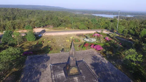 'ภูพานน้อย' พร้อมรับเที่ยวโต้ลมหนาว ศึกษาเส้นทางคอมมิวนิสต์