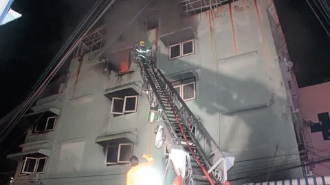 ไฟไหม้คลอก1ศพ ร้านตัดสูทย่านประชาชื่น วงจรปิดพบ-มีคนงัดร้าน