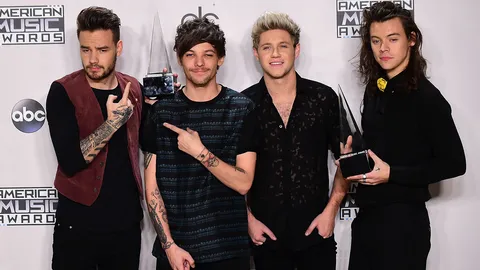 วัน ไดเร็กชั่นคว้ารางวัลศิลปินแห่งปี 'อเมริกัน มิวสิก อะวอร์ดส์'