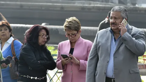 แตกตื่น แผ่นดินไหวขนาด 5.5 เขย่าเม็กซิโก สะเทือนถึงเมืองหลวง!!