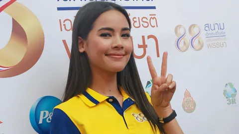 ญาญ่า อิ่มใจทอดกฐินยอดปัจจัย 8 ล้าน ซึ้ง ณเดชน์ ขอขมาแม่ลาบวช