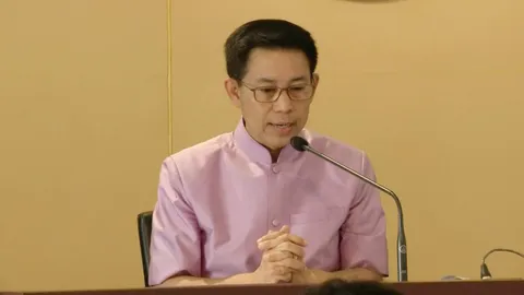 นายกฯ บัญชา กห. เปิดทางสอบปม 'ราชภักดิ์' ยึดโปร่งใส