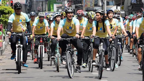 ปั่นเพื่อพ่อ...ถวายในหลวง 88 ปี ก๋วยเตี๋ยวฟรี...หมี่ 88 กก.ร่วมกุศล