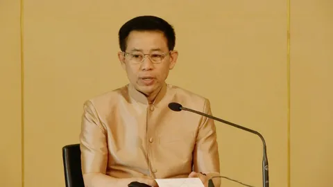 โฆษก รบ. แจงเฒ่าบึงกาฬฆ่าตัวตาย เชื่อไม่เกี่ยวราคายางตก