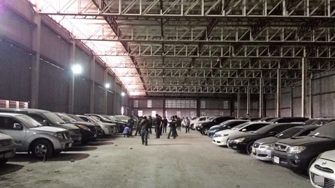 น.1 บุกจับโรงรับจำนำรถยนต์เถื่อน ยึดกว่า 200 คัน