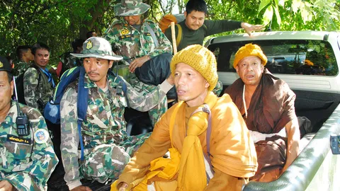 พบแล้วพระธุดงค์! เดินหลงป่าอุทยานแห่งชาติรามคำแหง