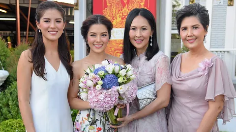 'บอสนิด' นำทีม 'โดม–พลอย' ยินดี 'ลิเดีย' เปิด 'คาเฟ่ เรเวอรี่'