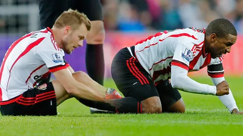 'แมวดำ' ปวดตับ! 'เดโฟ-ลาร์สสัน' เดี้ยง ชวดบู๊ปืนโต