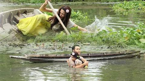 ไอซ์ ตกน้ำป๋อมแป๋มให้ แอนดริว โอ๋