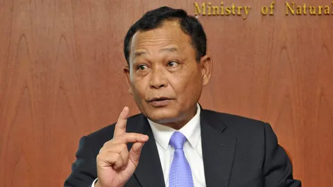 คตร.ทวงถามความคืบหน้าปัญหาทุจริต “ดาว์พงษ์” ไม่ซุกใต้พรมเร่งแจงทุกประเด็น จ่อส่งเรื่องสำคัญสอบเพิ่ม