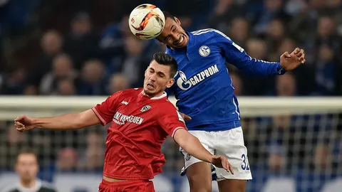 'ชาลเก' ไล่อัด 'ฮันโนเวอร์' 3-1 ขึ้นยึดที่ 4 บุนเดสลีกา