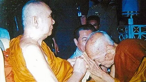 เปิดปูม.....ปู่บุญมีวัดนาเมือง อริยสงฆ์...ผู้เข้มขลังแห่งอุบลฯ