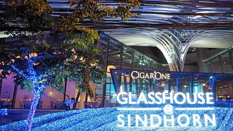 Glasshouse ร่วมเฉลิมฉลองเทศกาลแห่งความสุข