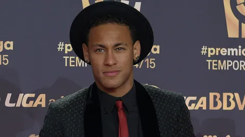 เด็กผมเอง! 'ดุงกา' หนุน 'เนย์มาร์' คู่ควรบัลลงดอร์ 2015