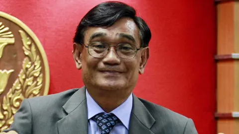 'อรรถพร' มอง 'จ่านิว' บี้ปม 'ราชภักดิ์' รับงานขั้วอำนาจเก่า