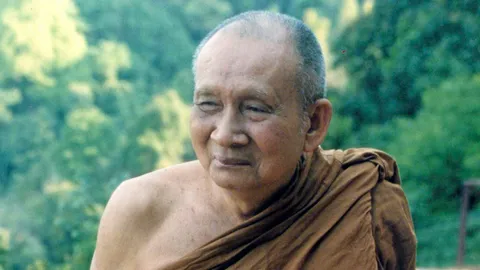 ถวายอภิสัมมานสักการะส่งเสด็จครั้งสุดท้าย สมเด็จพระญาณสังวรฯ "พระป่าในเมือง": "สมเด็จพระสังฆราช พระองค์ที่ 19"