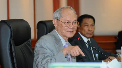 กรธ. ยันไม่นำ กสม.ควบรวมผู้ตรวจการแผ่นดิน