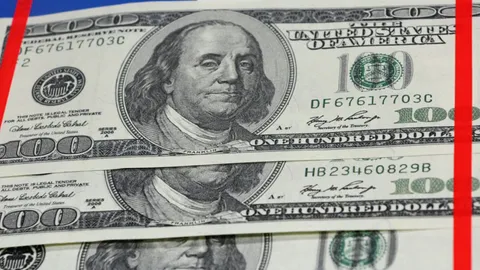 กองปราบรวบสาวโรงพลาสติกหลอกแลกดอลลาร์ปลอมธนาคารมูลค่ารวมกว่าล้านบาท