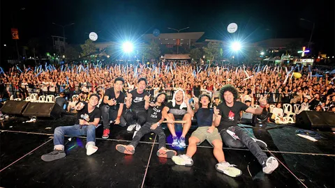 Seed Fan Fest เทศกาลดนตรี ส่งท้ายปี ซี้ด! 97.5 เอฟเอ็ม