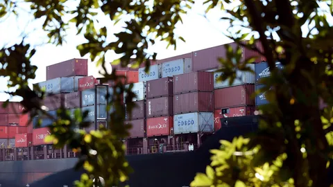 พณ.เปิดแผนส่งออกปี 59 มั่นใจโต 5% จากศก.โลกฟื้น