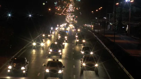 ปชช.แห่กลับบ้านวันปีใหม่ ทำ 'ถ.มิตรภาพ-พหลโยธิน' จราจรเริ่มติดขัด