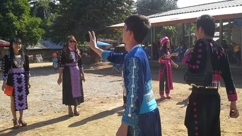 ม้งสุโขทัย จัดงานปีใหม่ประเพณีดั้งเดิม 3 วัน 3 คืน หนุ่ม-สาว เสี่ยงทายหาคู่