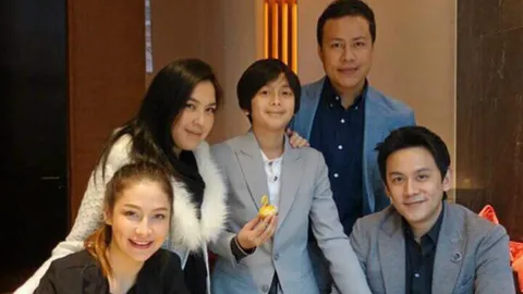 "สามัคคี"