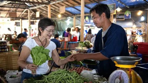 ตลาดเกษตรพึ่งตนเอง