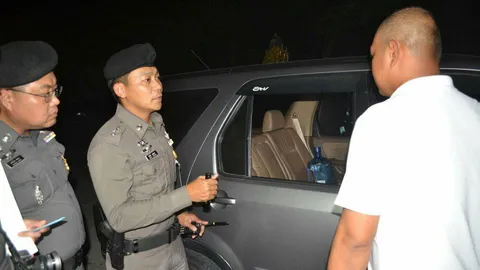 โจรทุบ-งัดกระจกรถ 2 คันรวด! จอดในมุมมืด หน้าร้านอาหารย่านกิ่งแก้ว  