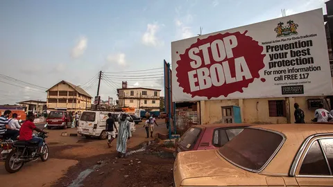 เซียร์ราลีโอนกักกันคนกว่า 100 หลังพบเหยื่อ 'อีโบลา' รายใหม่